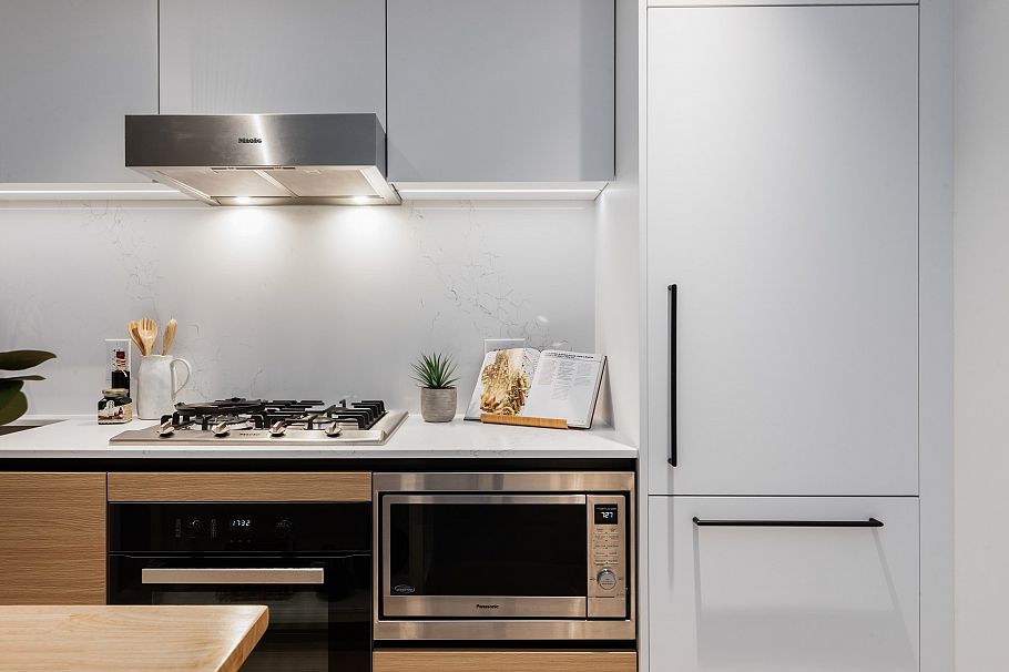 162 479 W 28th Avenue Vancouver, BC - 1