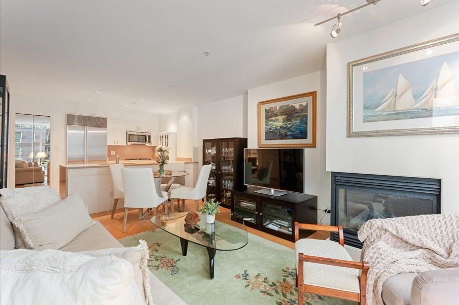 1008 590 Nicola Street Vancouver, BC - 2