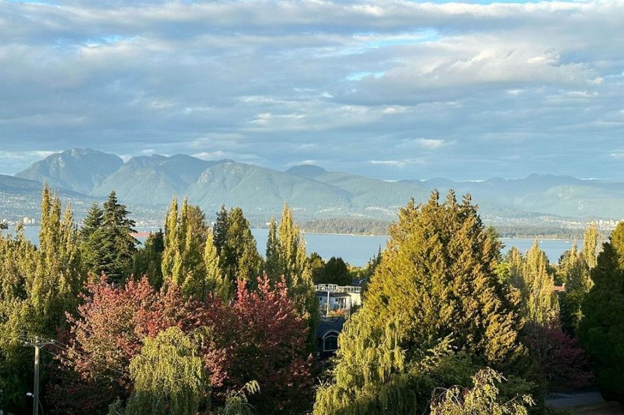 10 2575 Tolmie Street Vancouver, BC - 14