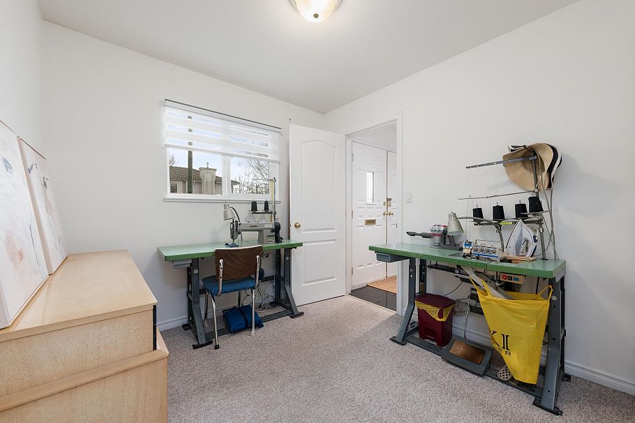 2423 E 4th Avenue Vancouver, BC - 28