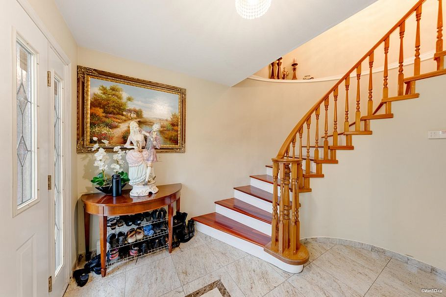 3450 Monmouth Avenue Vancouver, BC - 24