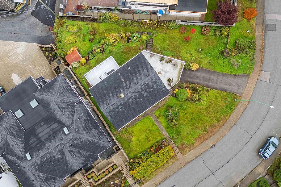 4037 Nithsdale Street Burnaby, BC - 36