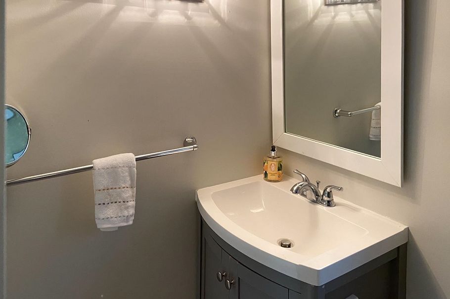 925 E 19th Avenue Vancouver, BC - 34