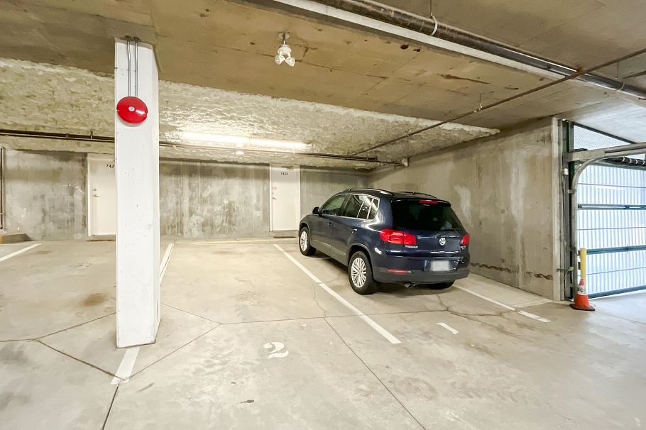 7425 Columbia Street Vancouver, BC - 22