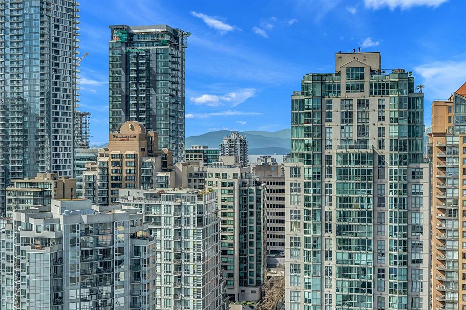 2502 1199 Seymour Street Vancouver, BC - 1