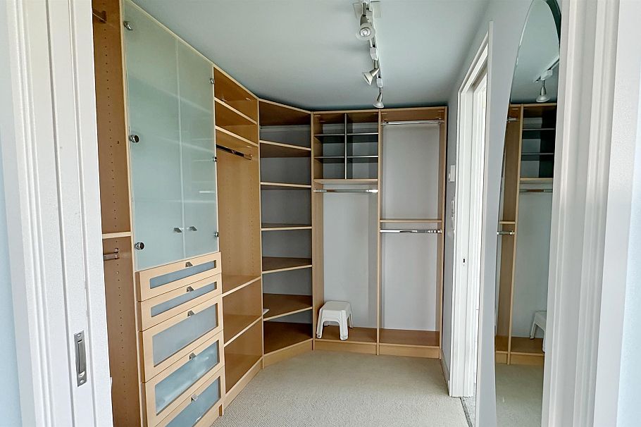 10 2575 Tolmie Street Vancouver, BC - 6