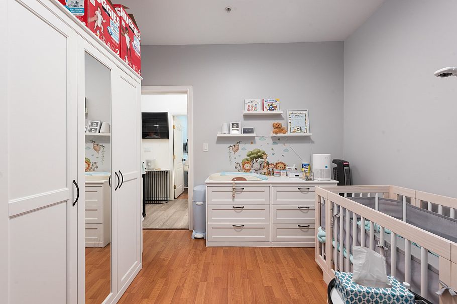 805 E 57th Avenue Vancouver, BC - 5