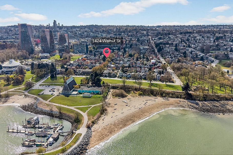 108 1424 Walnut Street Vancouver, BC - 33