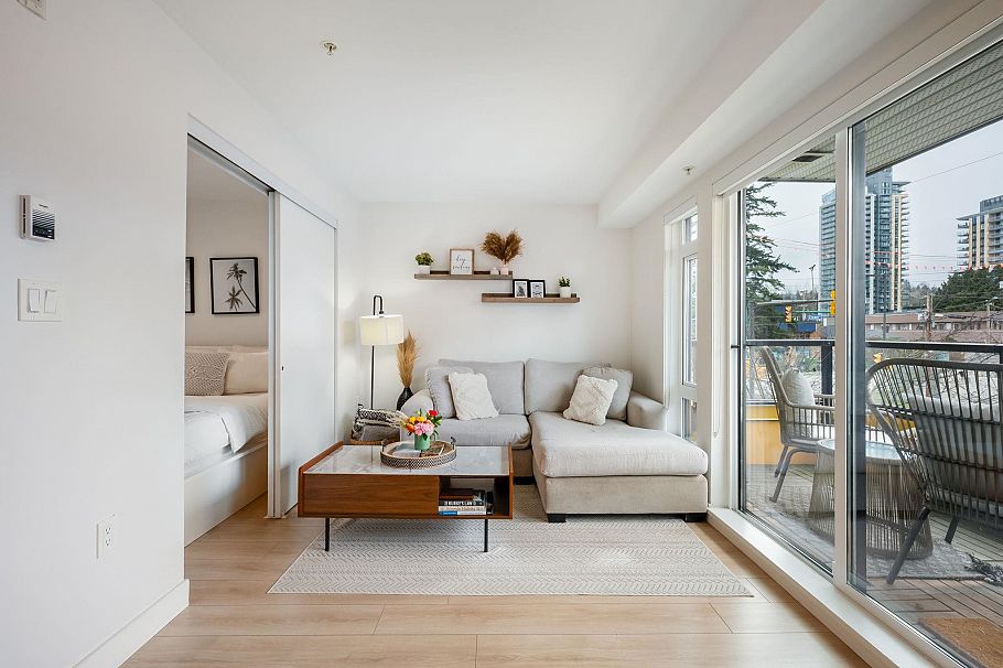 201 1519 Crown Street North Vancouver, BC - 6