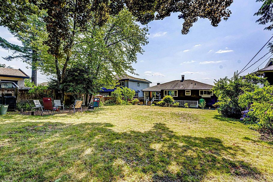 962 Whitchurch Street North Vancouver, BC - 17