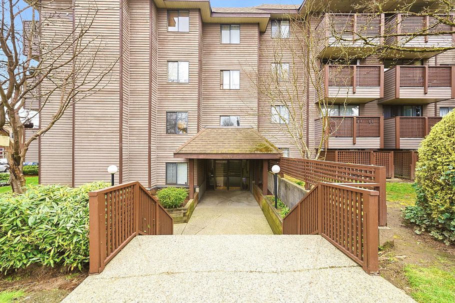 207 2215 Dundas Street Vancouver, BC - 26