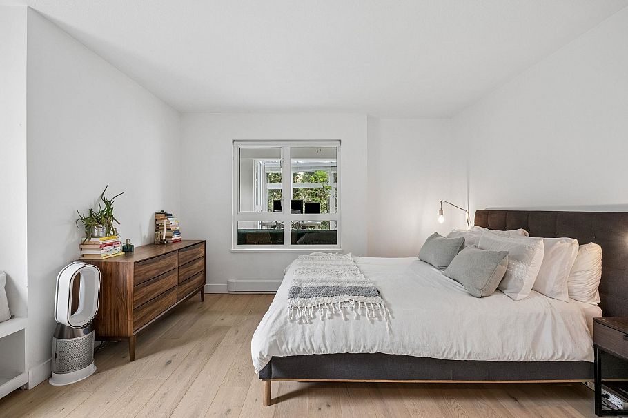 205 1330 Graveley Street Vancouver, BC - 12