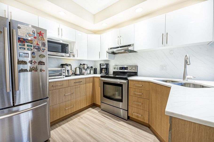206 3151 Woodbine Drive North Vancouver, BC - 9