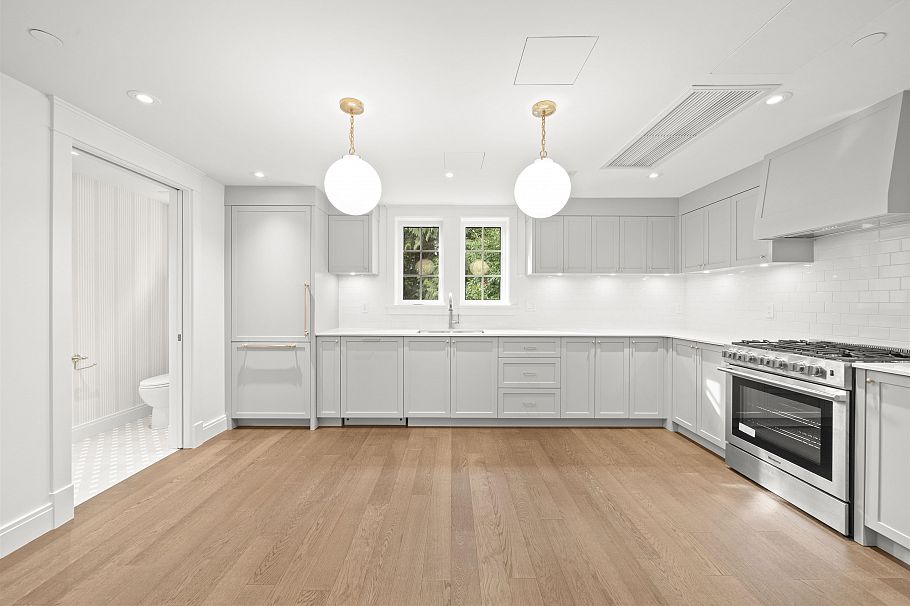 5815 Highbury Street Vancouver, BC - 8