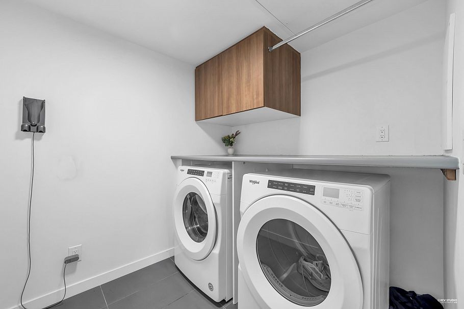 1 533 E 3rd Street North Vancouver, BC - 30