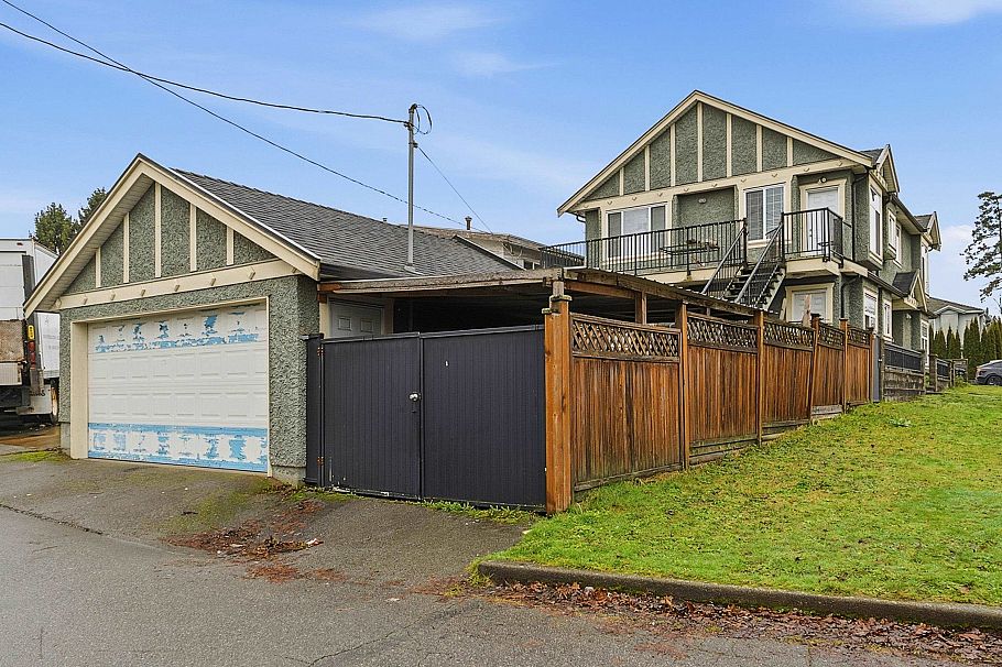 1389 E 54th Avenue Vancouver, BC - 20