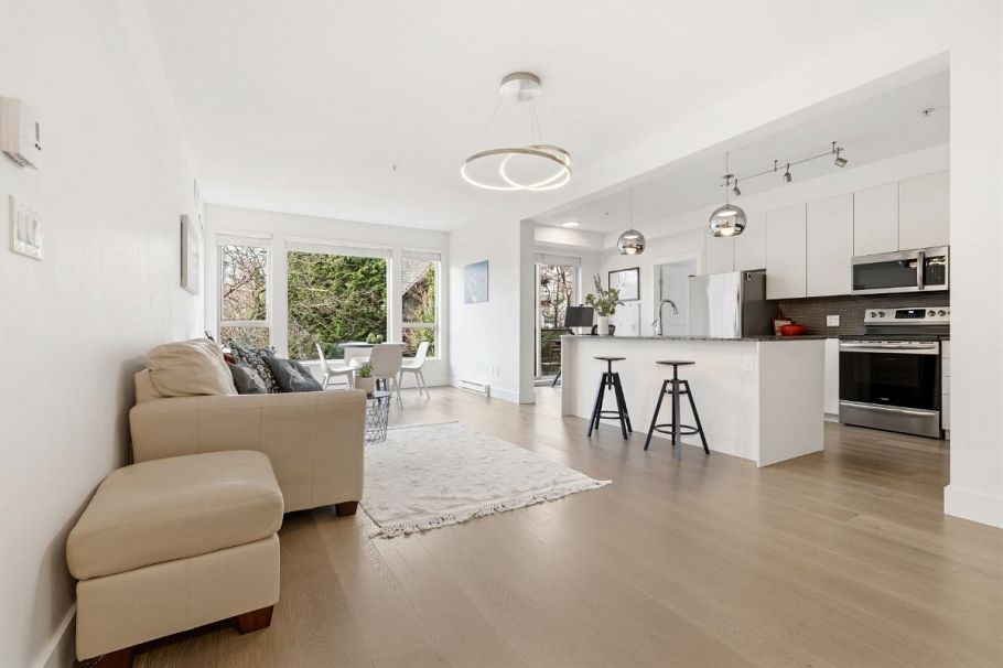 210 6268 Eagles Drive Vancouver, BC - 9