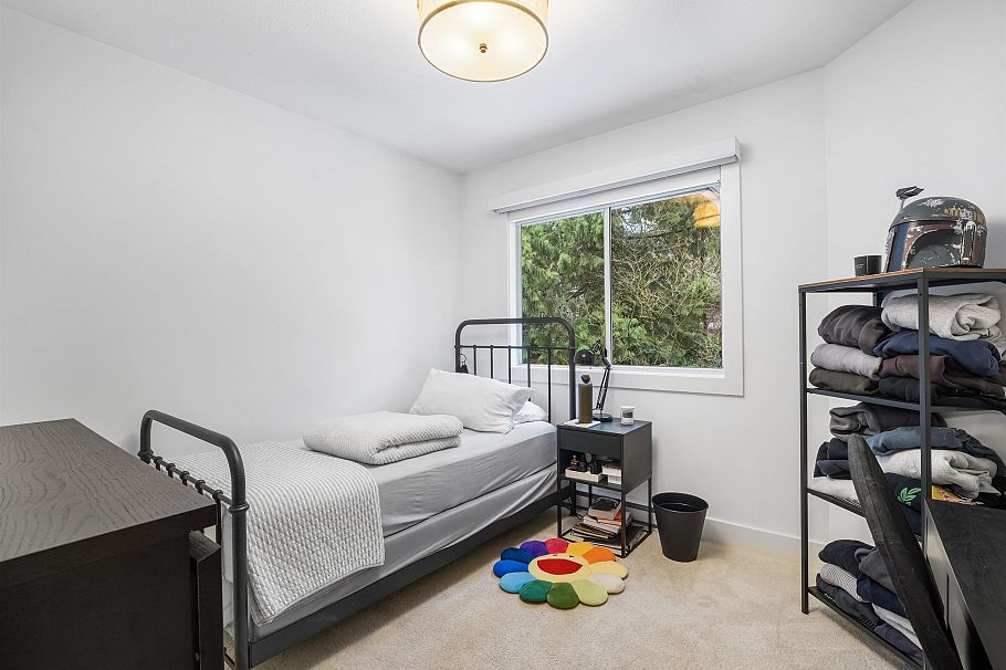 3558 Everglade Place North Vancouver, BC - 24