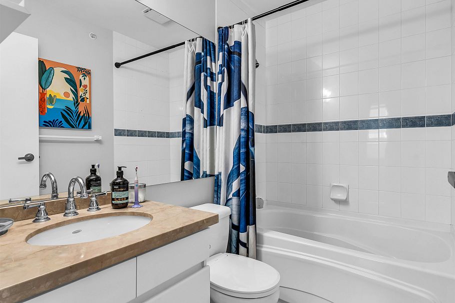 4 2315 W 10th Avenue Vancouver, BC - 25