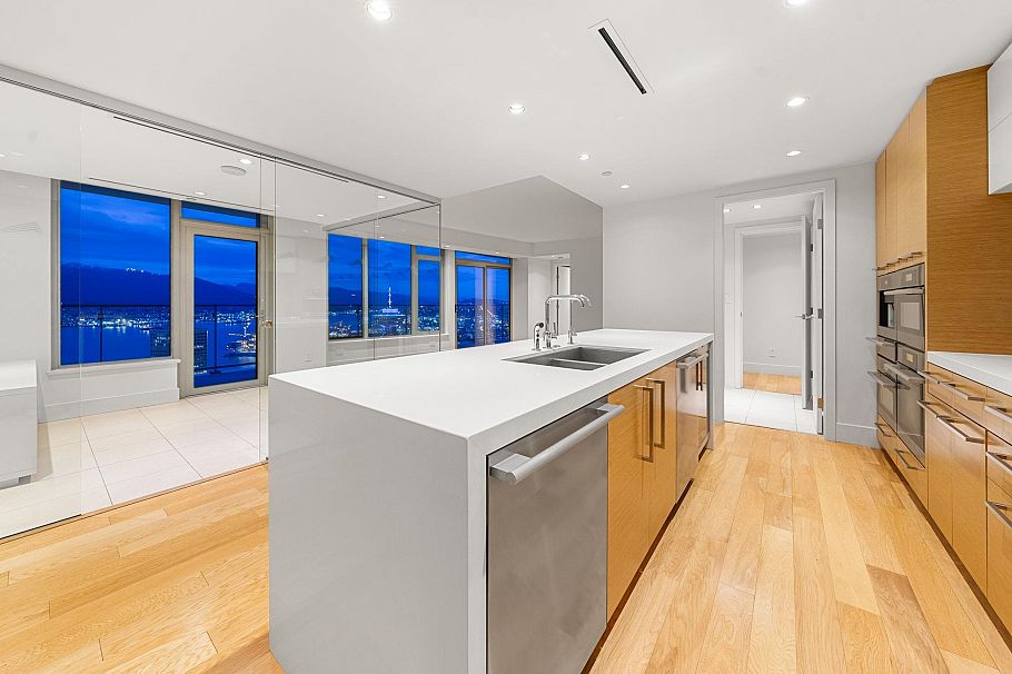 4602 667 Howe Street Vancouver, BC - 24