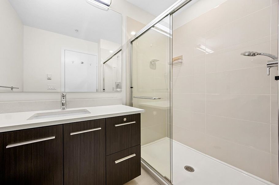 515 3462 Ross Drive Vancouver, BC - 11