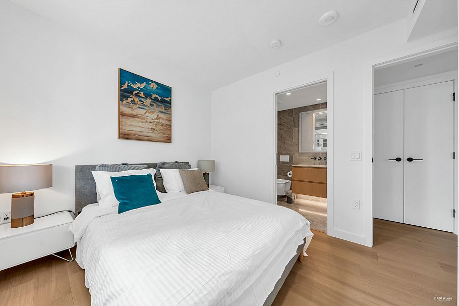 906 1180 Broughton Street Vancouver, BC - 12