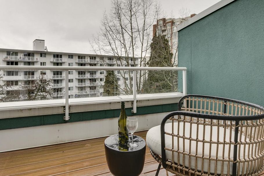 414 128 W 8th Street North Vancouver, BC - 3