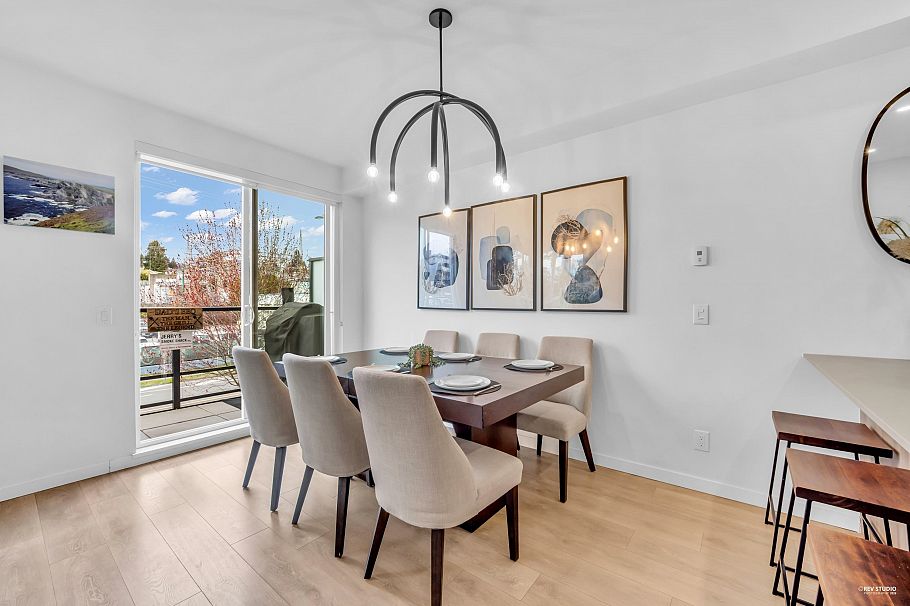 1 533 E 3rd Street North Vancouver, BC - 4