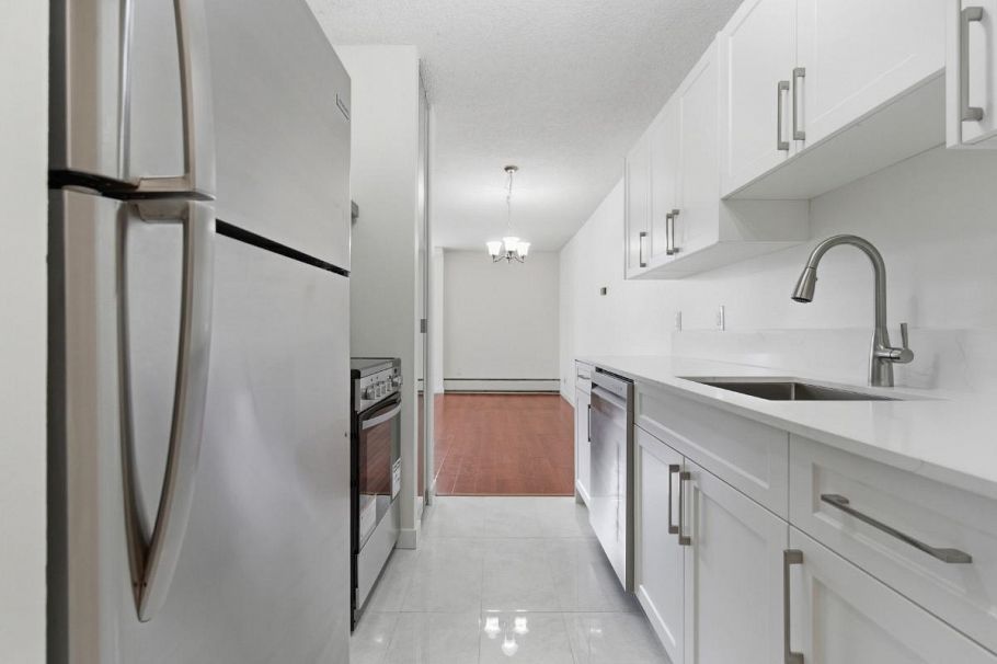 706 2012 Fullerton Avenue North Vancouver, BC - 4