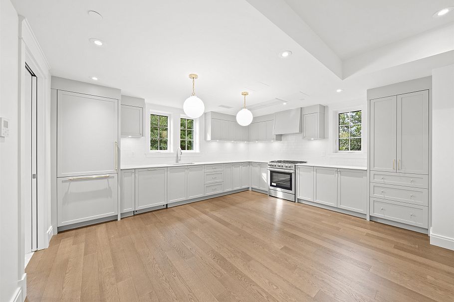 5815 Highbury Street Vancouver, BC - 9