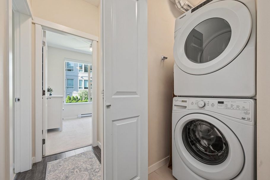 206 2665 Mountain Highway North Vancouver, BC - 20