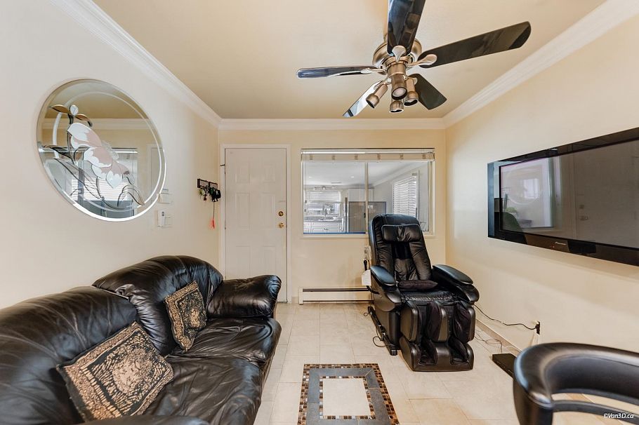 3450 Monmouth Avenue Vancouver, BC - 14