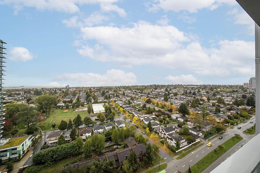 2401 8131 Nunavut Lane Vancouver, BC - 15