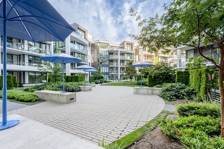 903 3533 Ross Drive Vancouver, BC - 3