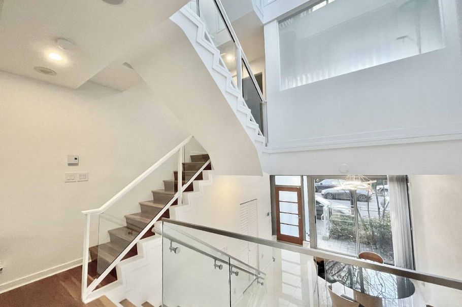 1235 Alberni Street Vancouver, BC - 10