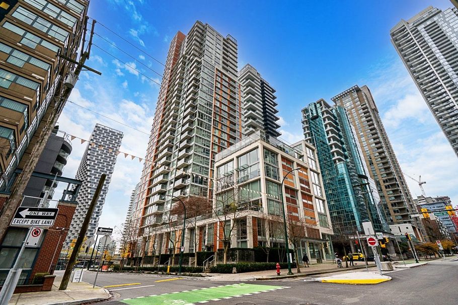 2103 1351 Continental Street Vancouver, BC - 37