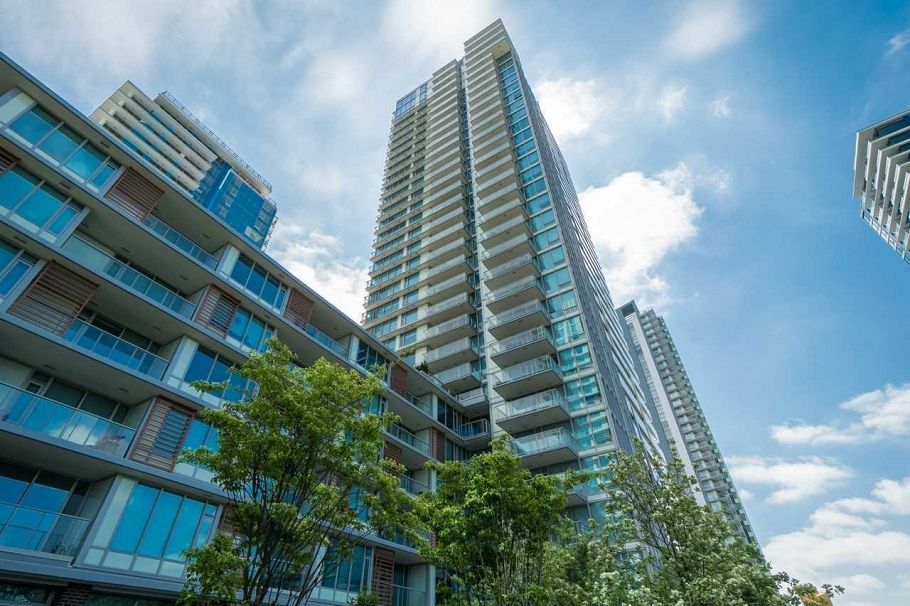 2401 8131 Nunavut Lane Vancouver, BC - 14