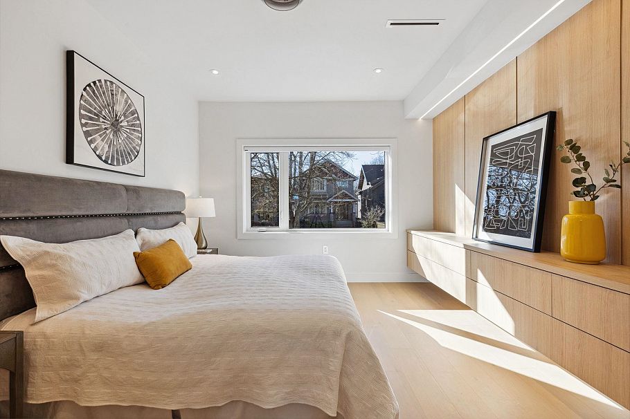 1 3081 W 14th Avenue Vancouver, BC - 18