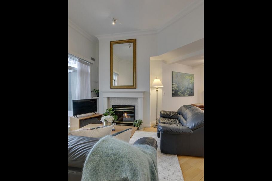 414 128 W 8th Street North Vancouver, BC - 4