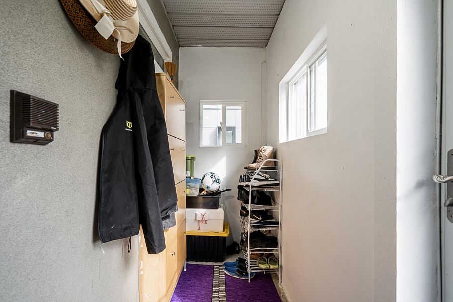 1407 E 12th Avenue Vancouver, BC - 30