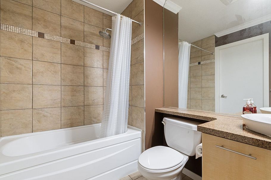 514 560 Raven Woods Drive North Vancouver, BC - 16