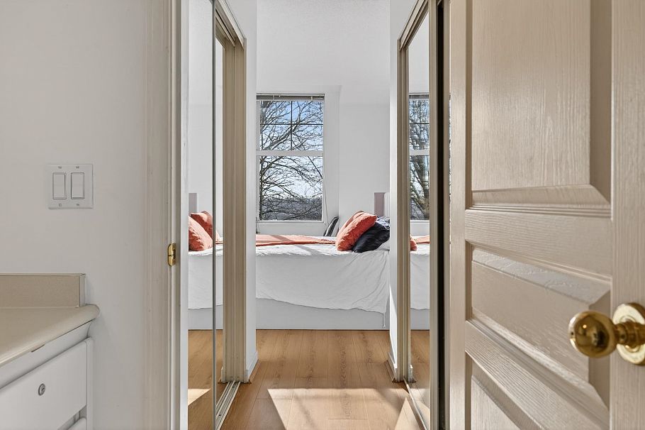 3 3580 Rainier Place Vancouver, BC - 17