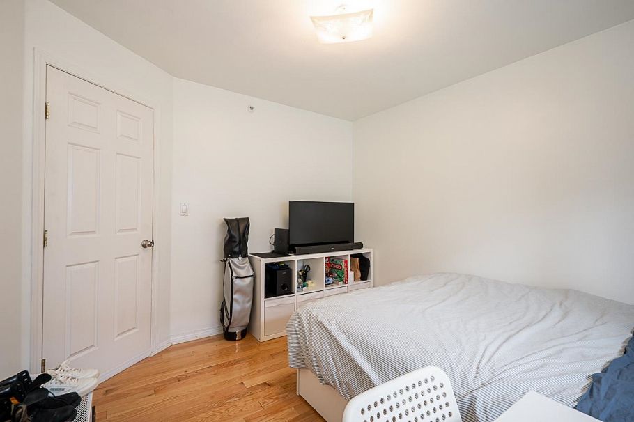 1407 E 12th Avenue Vancouver, BC - 28