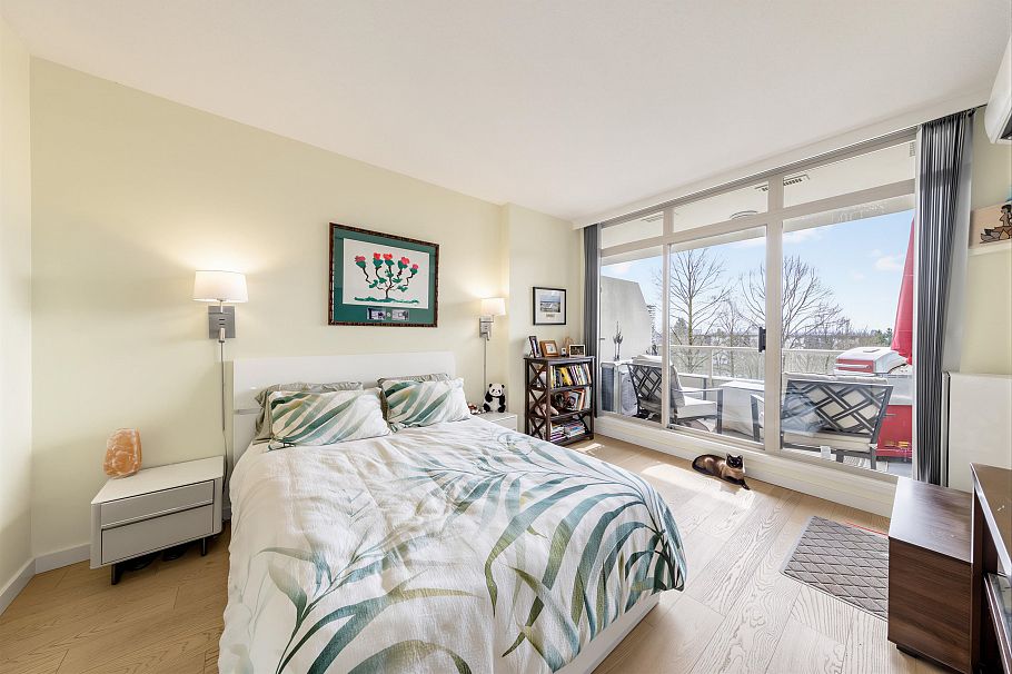 304 160 W Keith Road North Vancouver, BC - 12