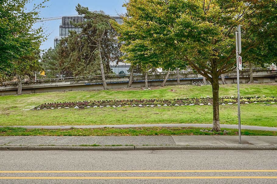 417 221 Union Street Vancouver, BC - 22