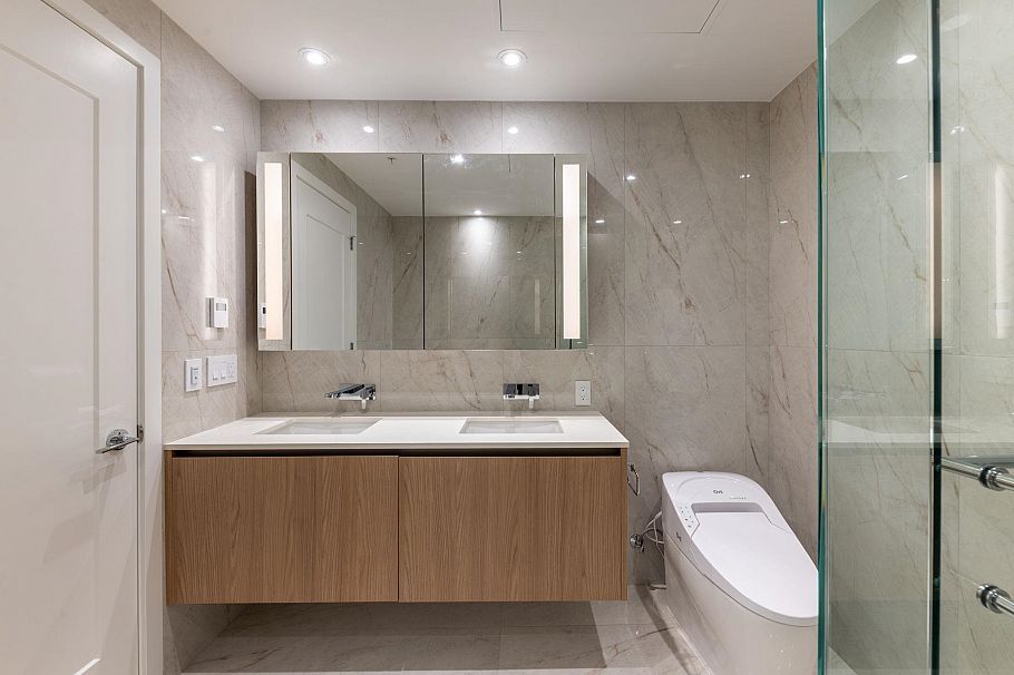 1705 135 E 13th Street North Vancouver, BC - 8