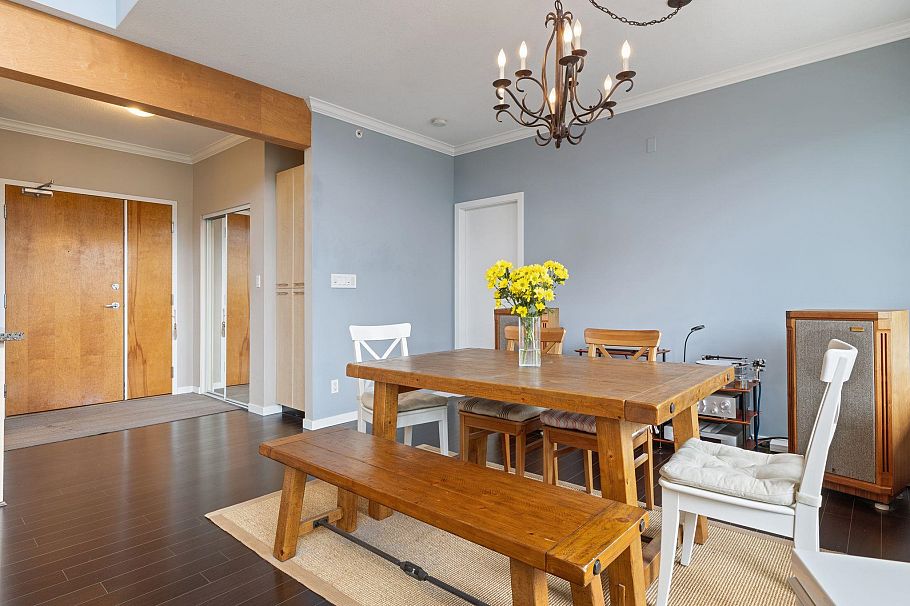 514 560 Raven Woods Drive North Vancouver, BC - 10