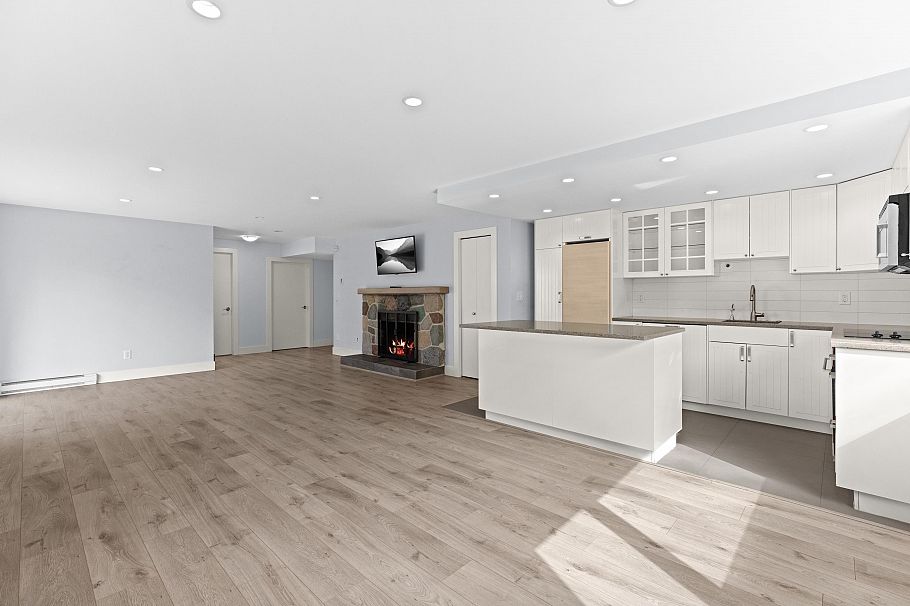 6297 Mackenzie Street Vancouver, BC - 23