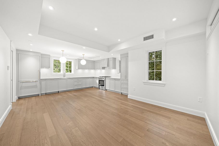 5815 Highbury Street Vancouver, BC - 4