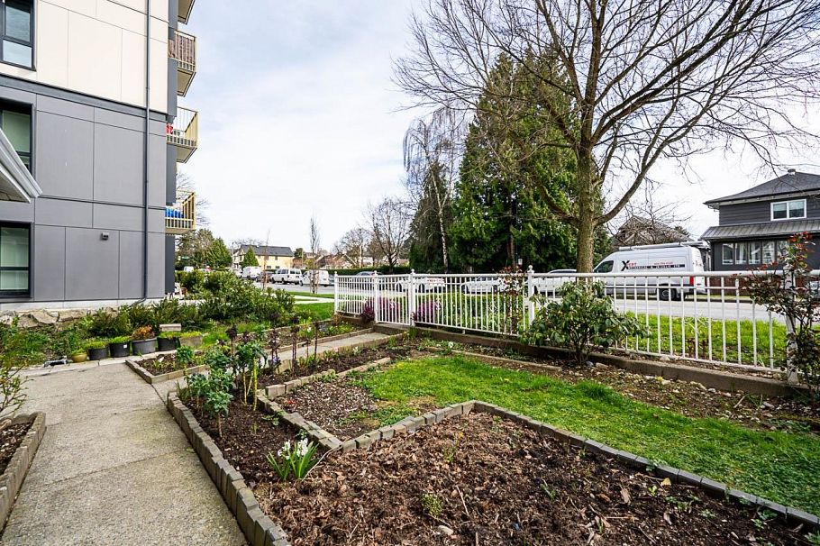 1407 E 12th Avenue Vancouver, BC - 29